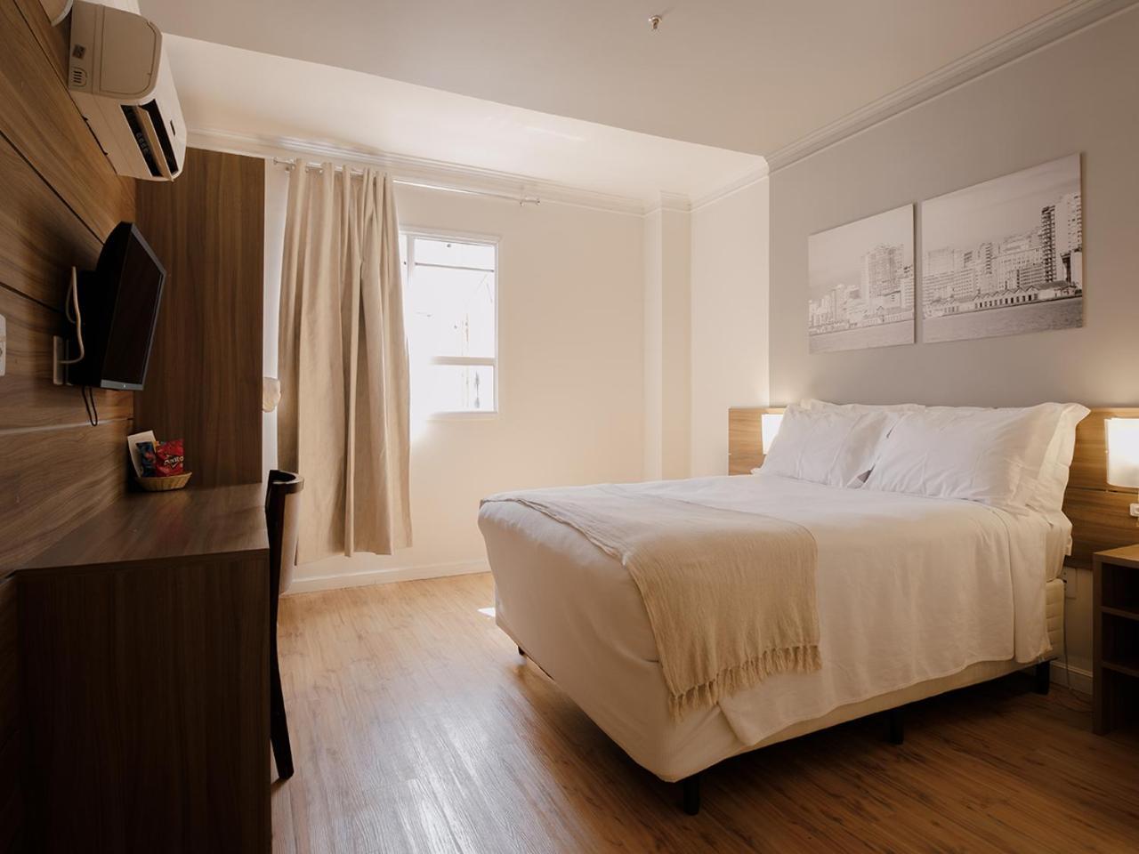 Quarto Duplo Standard